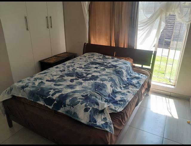 4 BEDROOM HOUSE FOR SALE IN OOS EINDE